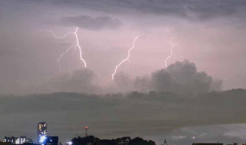 Bangladeshda 14 kishi yashin urishidan halok boʻldi